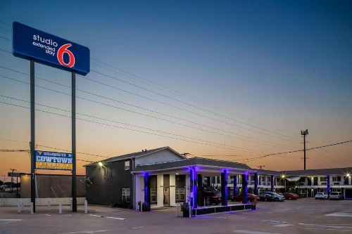 Motel 6 913 E Northside Dr Fort Worth Tx 76102