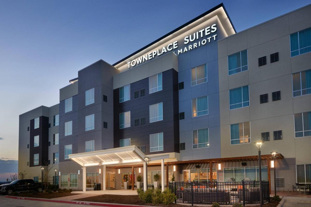 TownePlace Suites Fort Worth Northwest Lake Worth - main image