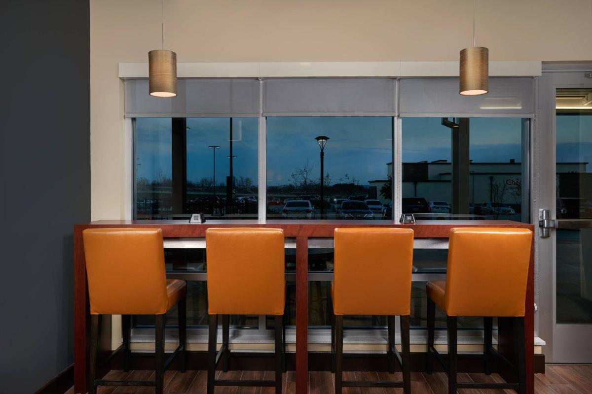 TownePlace Suites Fort Worth Northwest Lake Worth - image 3