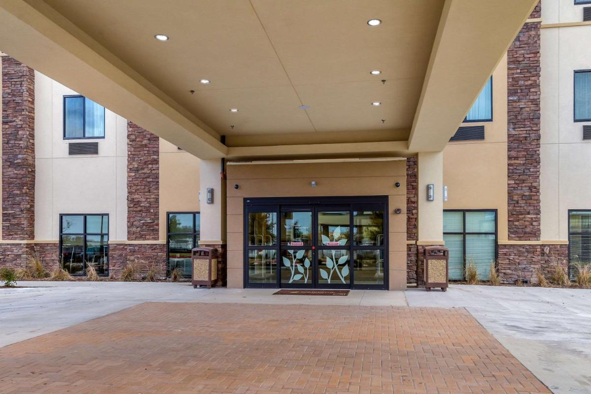 Sleep Inn & Suites Fort Worth - Fossil Creek - image 3