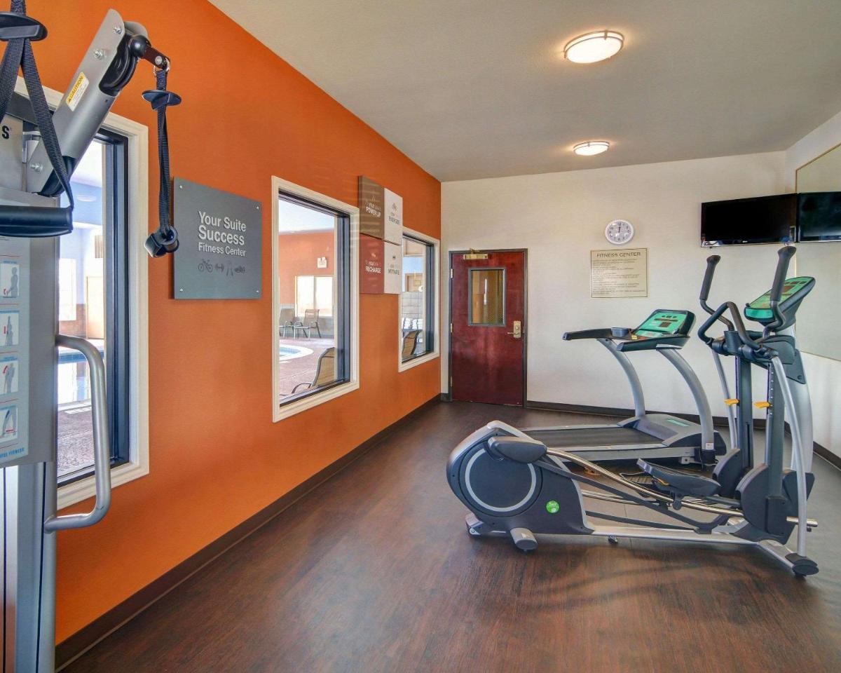 Comfort Suites - Lake Worth - image 5