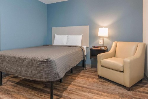WoodSpring Suites North Ft Worth Alliance TX Speedway - image 9