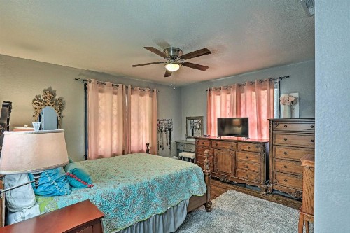 Stunning Fort Worth Retreat by Lake Worth! - image 7