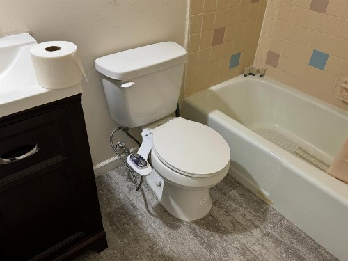 Country Club Inn & Suites - image 12