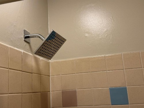 Country Club Inn & Suites - image 6