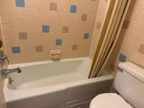 Country Club Inn & Suites - image 8