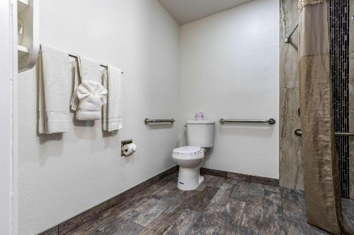 Motel 6-Fountain Valley CA - Huntington Beach Area - image 24