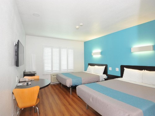 Motel 6-Fountain Valley CA - Huntington Beach Area - image 34