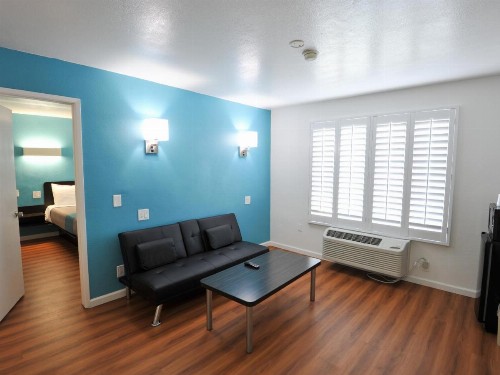 Motel 6-Fountain Valley CA - Huntington Beach Area - image 35