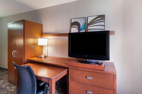 Sonesta Select Huntington Beach Fountain Valley - image 13