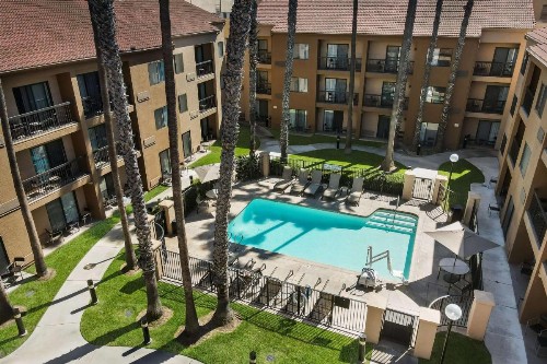 Sonesta Select Huntington Beach Fountain Valley - image 34