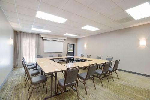 Sonesta Select Huntington Beach Fountain Valley - image 36