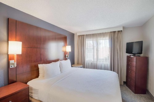 Sonesta ES Suites Huntington Beach Fountain Valley - image 5