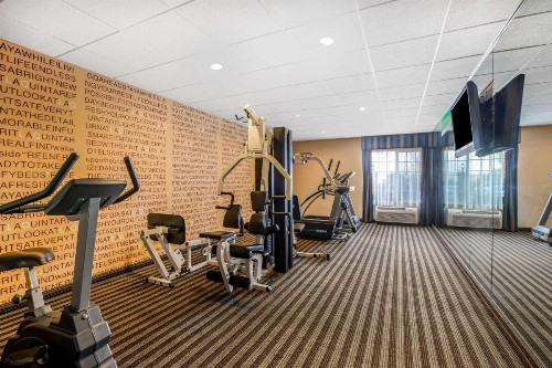 La Quinta by Wyndham Fowler - image 21