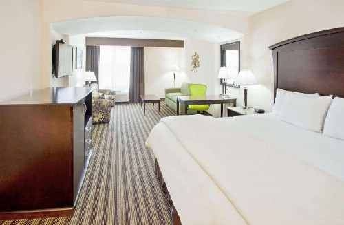 La Quinta by Wyndham Fowler - image 24