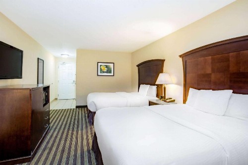 La Quinta by Wyndham Fowler - image 49