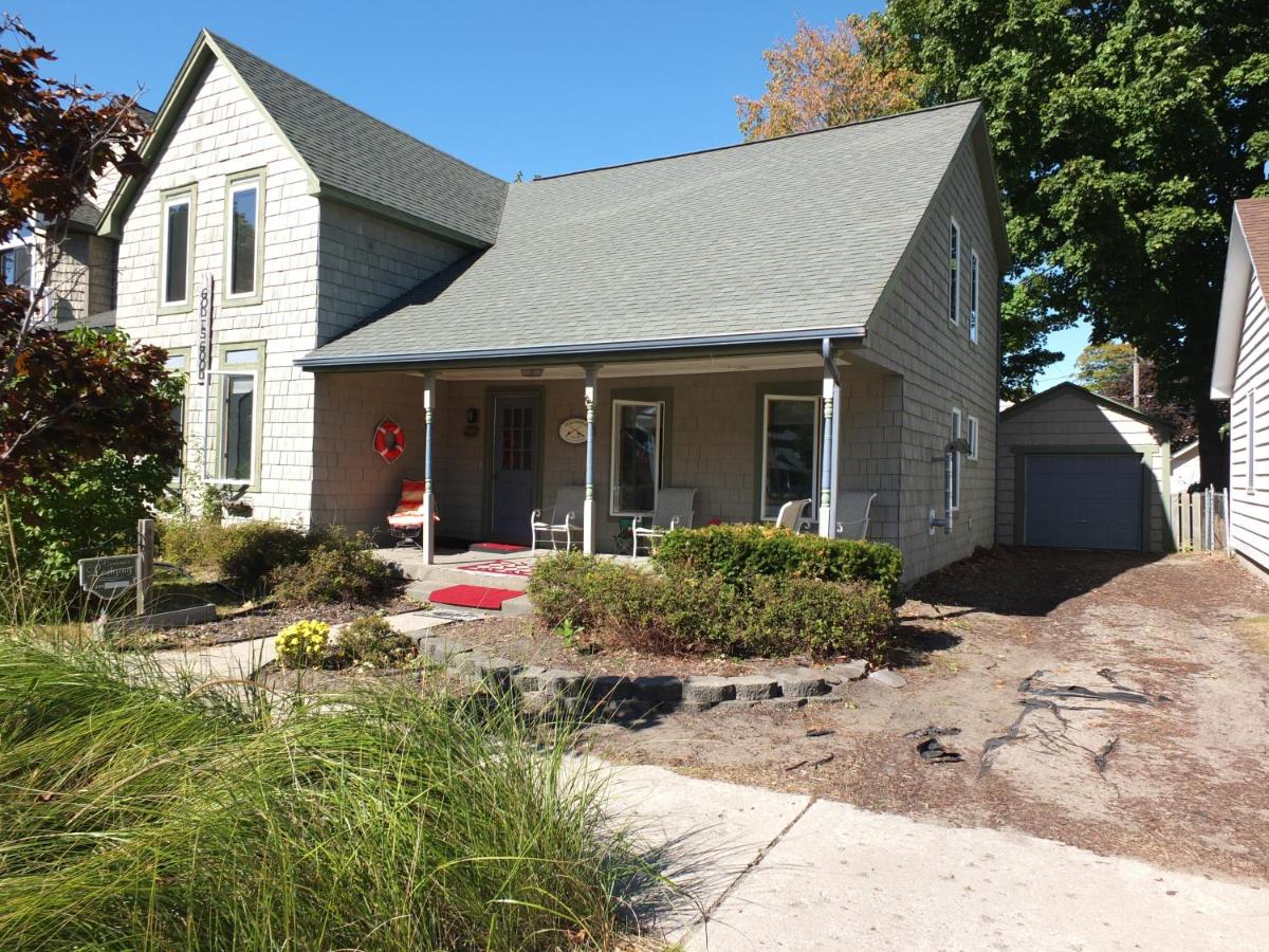 Agape Bayside Cottage - image 4