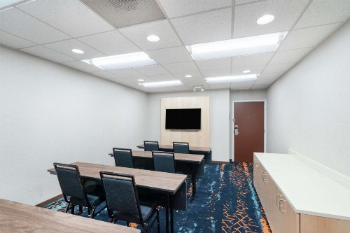 Hampton Inn & Suites Nashville Franklin - image 14