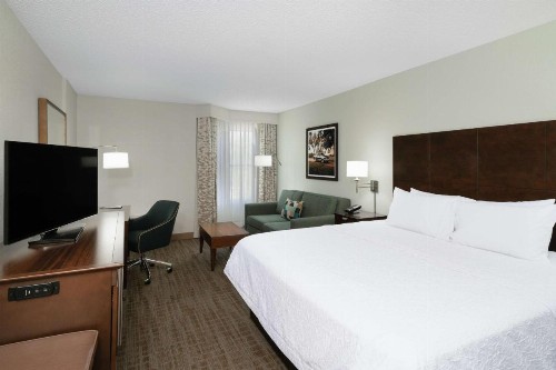 Hampton Inn & Suites Nashville Franklin - image 20