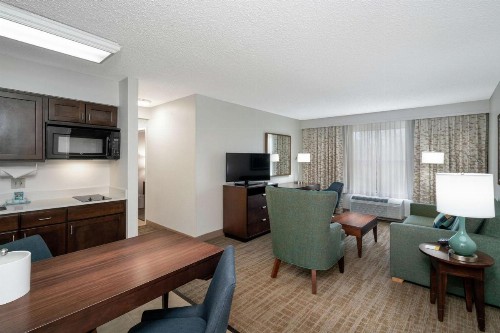 Hampton Inn & Suites Nashville Franklin - image 23