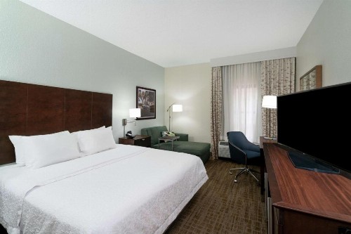 Hampton Inn & Suites Nashville Franklin - image 6