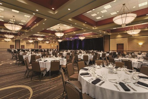 Embassy Suites by Hilton Nashville South/Cool Springs - image 17