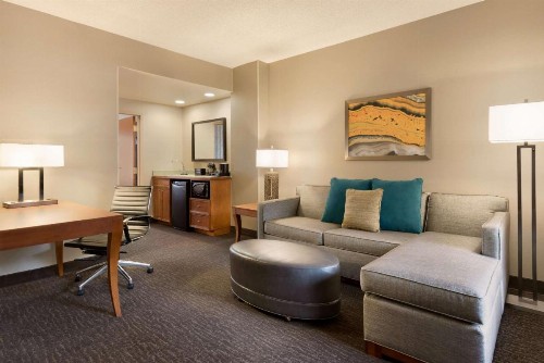 Embassy Suites by Hilton Nashville South/Cool Springs - image 50