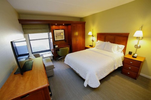 Hampton Inn Franklin NC - image 27