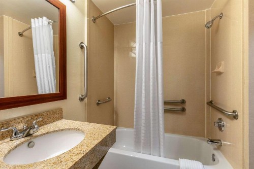 Comfort Inn & Suites Nashville Franklin Cool Springs - image 17