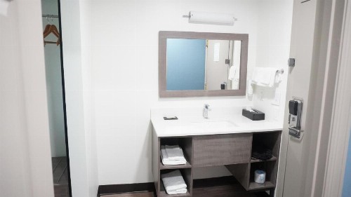 Americas Best Value Inn Franklin - image 7