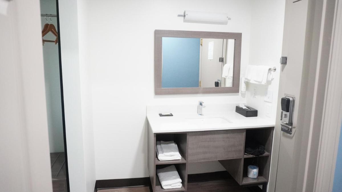 Americas Best Value Inn Franklin - image 7