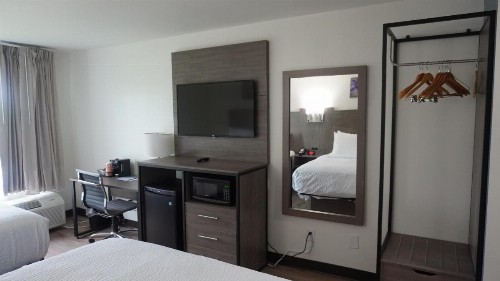 Americas Best Value Inn Franklin - image 8