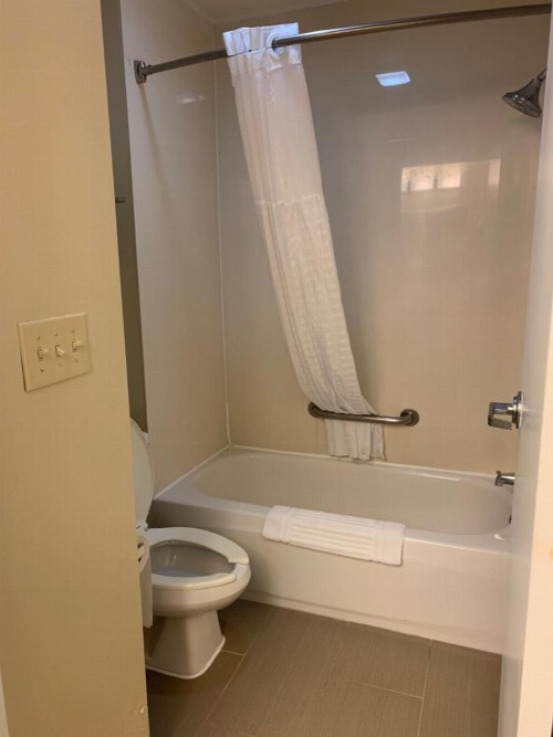 Comfort Inn Franklin - image 3