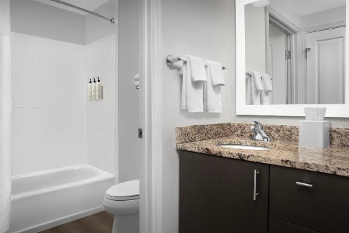 TownePlace Suites by Marriott Franklin - image 5