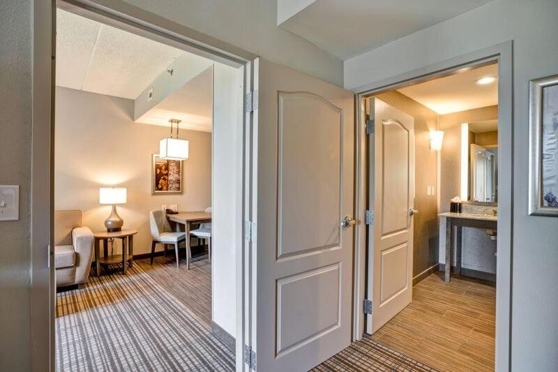 Homewood Suites by Hilton Nashville Franklin - image 2