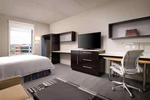 Home2 Suites by Hilton Nashville Franklin Cool Springs - image 2