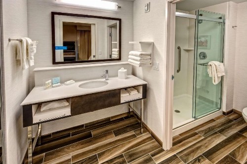 Hampton Inn & Suites Franklin Berry Farms Tn - image 28