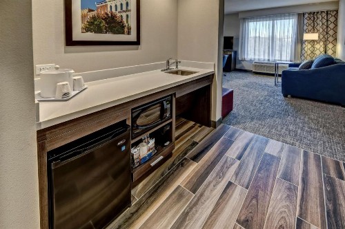 Hampton Inn & Suites Franklin Berry Farms Tn - image 38