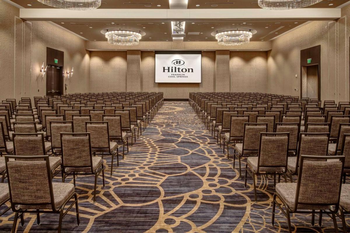 Hilton Franklin Cool Springs - image 2
