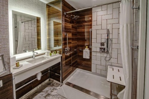 Hilton Franklin Cool Springs - image 33