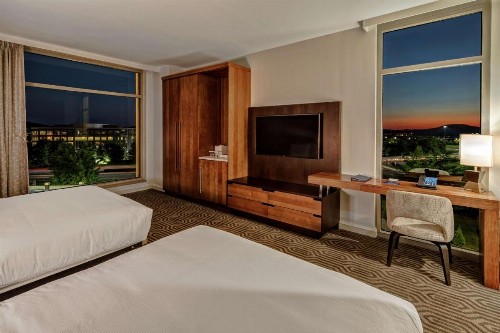 Hilton Franklin Cool Springs - image 44