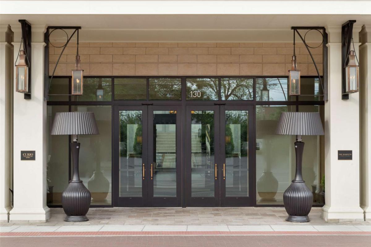 The Harpeth Downtown Franklin Curio Collection by Hilton - image 6