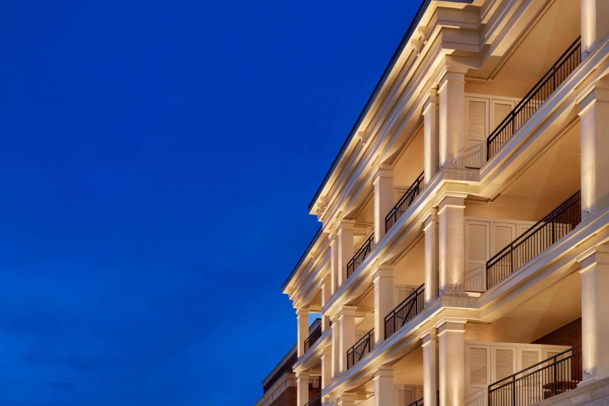 The Harpeth Downtown Franklin Curio Collection by Hilton - image 7