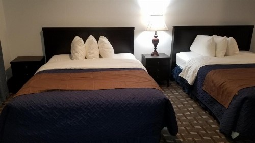 Valley Hi Motel - image 3