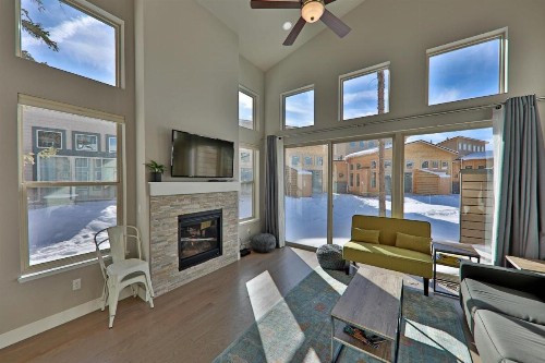 Journey Way Townhouse - image 10