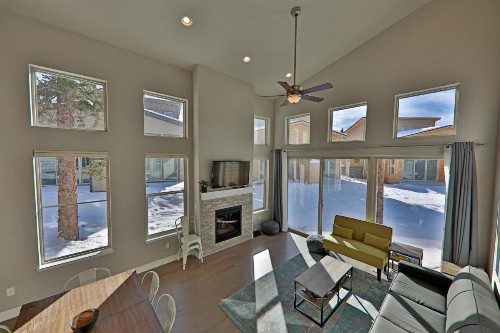 Journey Way Townhouse - image 12