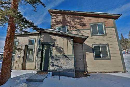 Journey Way Townhouse - image 8