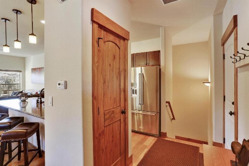 Luxury Chalet #106 Near Resort With Hot Tub & Great Views - FREE Activities & Equipment Rentals Daily - image 13