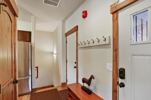 Luxury Chalet #106 Near Resort With Hot Tub & Great Views - FREE Activities & Equipment Rentals Daily - image 18
