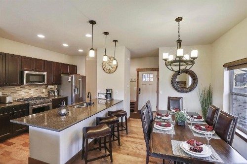 Luxury Chalet #106 Near Resort With Hot Tub & Great Views - FREE Activities & Equipment Rentals Daily - image 23